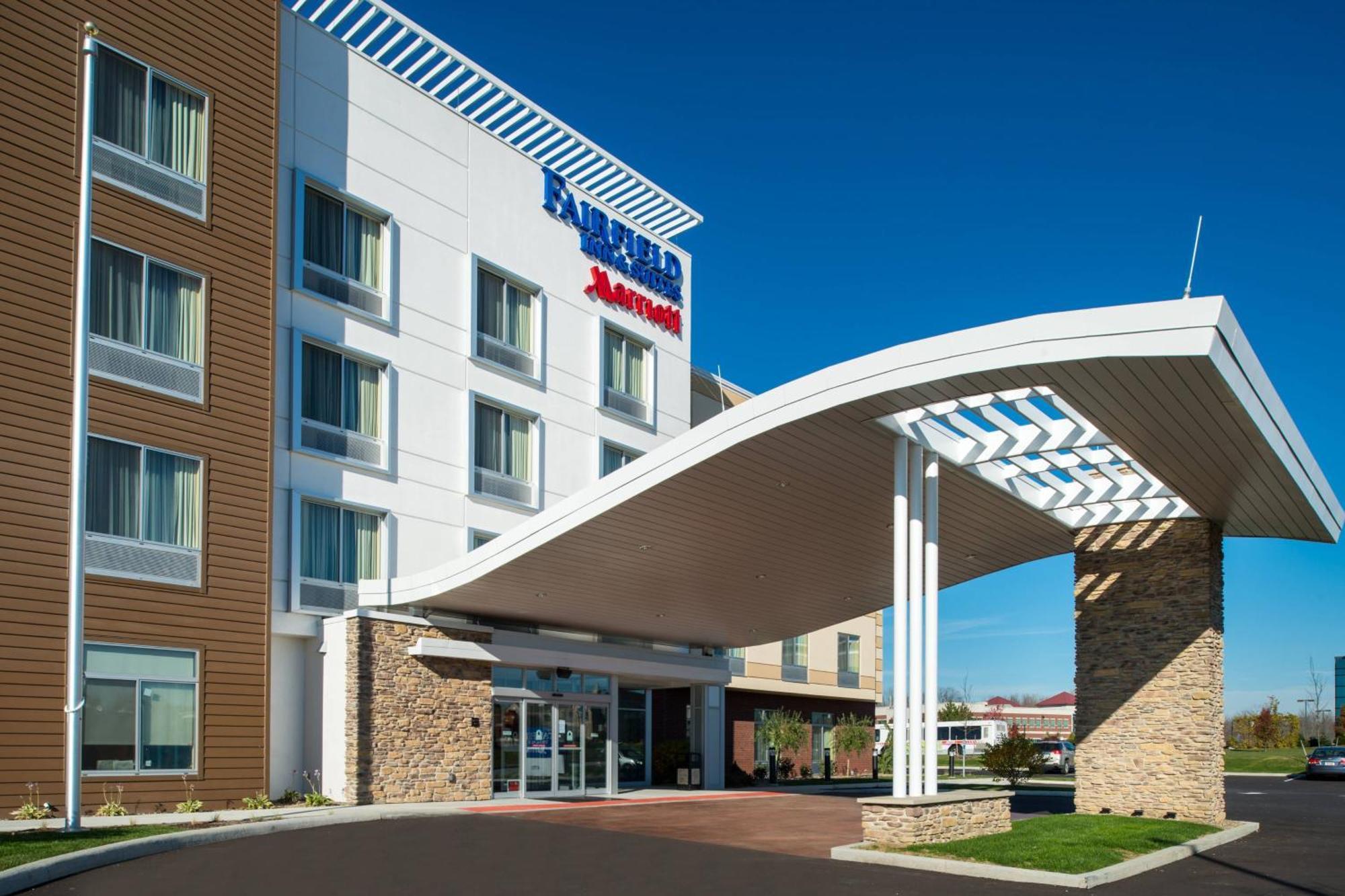 Fairfield Inn & Suites By Marriott Akron Stow Exterior photo